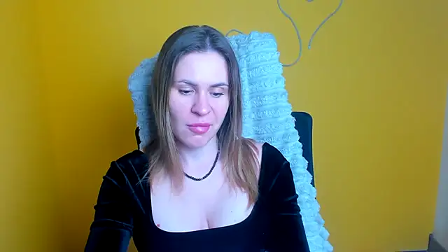 Snapshot of Kira_raaaa chatting on March 30, 11:22 am Kira raaaa online show from March 30, 11:22 am