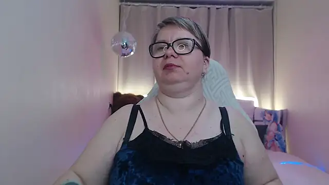 Snapshot of BonnnyBoobsy chatting on May 26, 6:37 pm BonnnyBoobsy online show from May 26, 6:37 pm