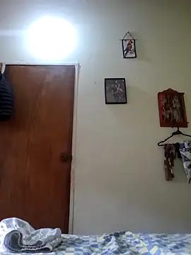 Snapshot of Isabelmotta_ chatting on March 24, 3:50 pm Isabelmotta online show from March 24, 3:50 pm