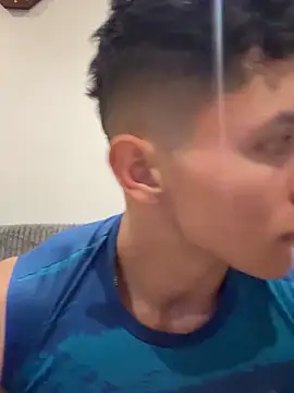 Snapshot of JAYCAM_ chatting on May 11, 11:35 pm JAYCAM online show from May 11, 11:35 pm