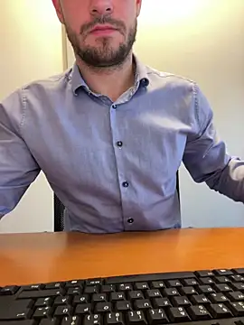 Snapshot of musclex777 chatting on March 30, 3:57 pm musclex777 online show from March 30, 3:57 pm