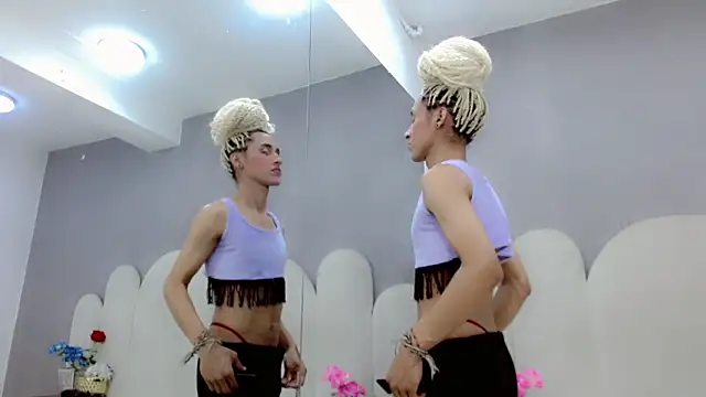 Snapshot of samantha_bliss24 chatting on March 27, 7:02 pm samantha bliss24 online show from March 27, 7:02 pm