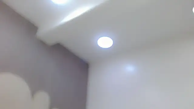 Snapshot of samantha_bliss24 chatting on April 2, 1:09 pm samantha bliss24 online show from April 2, 1:09 pm