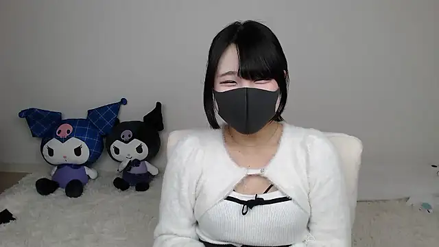 Snapshot of nanami_nyann chatting on March 21, 9:14 am nanami nyann online show from March 21, 9:14 am