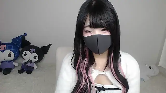 Snapshot of nanami_nyann chatting on March 23, 4:11 pm nanami nyann online show from March 23, 4:11 pm