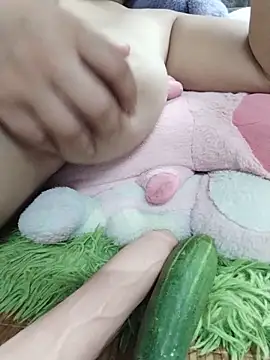 Bigboobs909 online show from May 11, 2:28 am