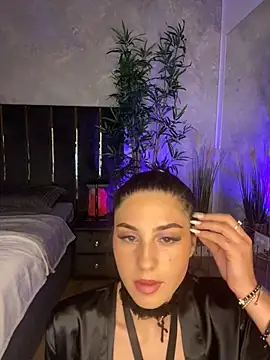 valery evan online show from March 19, 7:51 pm