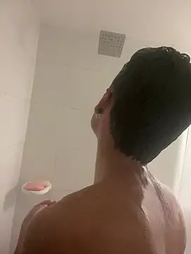 ronald maximo19 online show from March 24, 6:35 pm