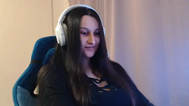 RiffedEye online show from March 26, 2:11 pm