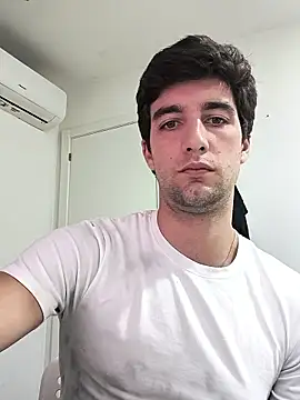 Snapshot of luccasbdk chatting on March 21, 10:13 pm luccasbdk online show from March 21, 10:13 pm