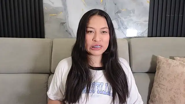 Snapshot of bellacarter_vg chatting on April 4, 11:40 am bellacarter vg online show from April 4, 11:40 am