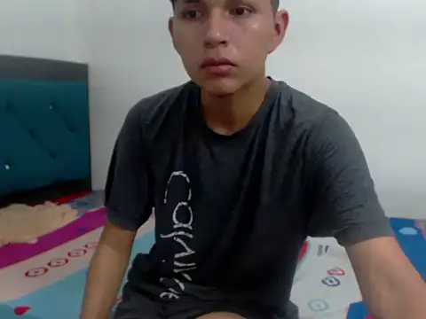 Snapshot of angel_scoott chatting on March 21, 11:08 pm angel scoott online show from March 21, 11:08 pm