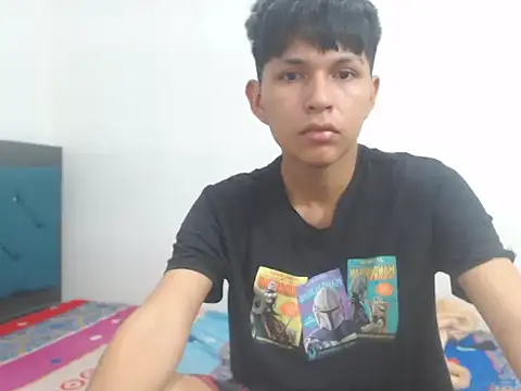 Snapshot of angel_scoott chatting on March 25, 4:29 am angel scoott online show from March 25, 4:29 am