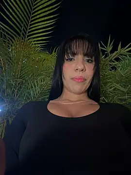 MonserratJons01 online show from May 8, 12:27 am