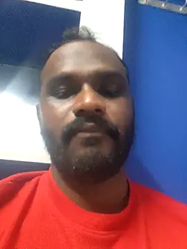 Snapshot of singletamilguy chatting on March 25, 4:24 pm singletamilguy online show from March 25, 4:24 pm