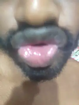 Snapshot of singletamilguy chatting on March 28, 5:34 pm singletamilguy online show from March 28, 5:34 pm