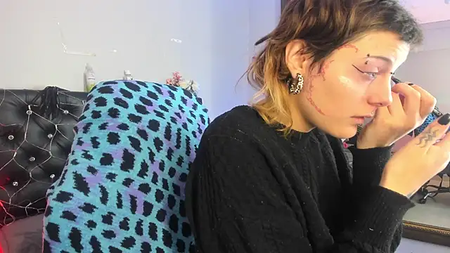 Snapshot of rossiegp chatting on March 31, 12:05 pm rossiegp online show from March 31, 12:05 pm