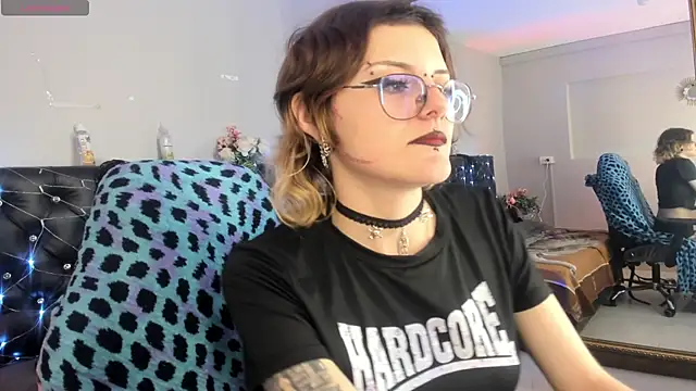 Snapshot of rossiegp chatting on April 1, 1:41 pm rossiegp online show from April 1, 1:41 pm