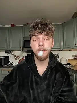 dommydom7177 online show from March 28, 12:43 am