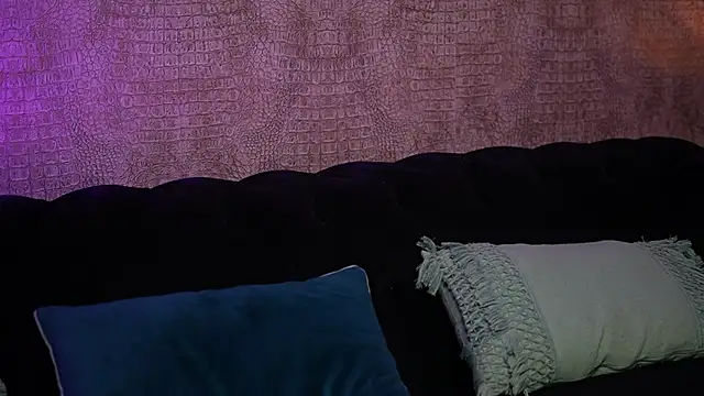 Snapshot of DaliaParis chatting on April 26, 7:22 pm DaliaParis online show from April 26, 7:22 pm