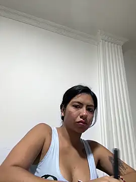 Noa rousse01 online show from March 30, 7:26 pm