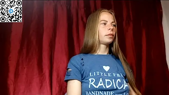 Snapshot of SilentPassion567 chatting on May 12, 10:29 pm SilentPassion567 online show from May 12, 10:29 pm