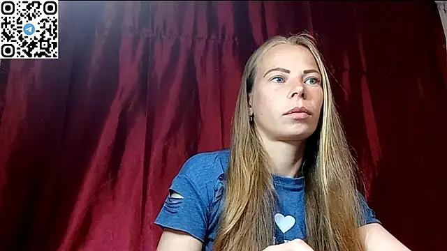 Snapshot of SilentPassion567 chatting on May 22, 8:14 pm SilentPassion567 online show from May 22, 8:14 pm