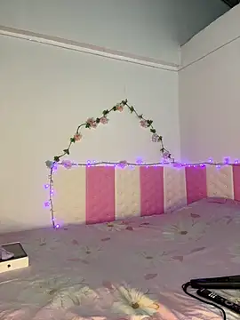 Snapshot of annaiharper chatting on March 31, 1:11 pm annaiharper online show from March 31, 1:11 pm