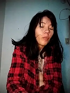 Snapshot of Moon_Thompson chatting on April 2, 6:49 pm Moon Thompson online show from April 2, 6:49 pm