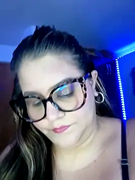 Snapshot of Bonny_rousse01 chatting on April 17, 12:30 pm Bonny rousse01 online show from April 17, 12:30 pm