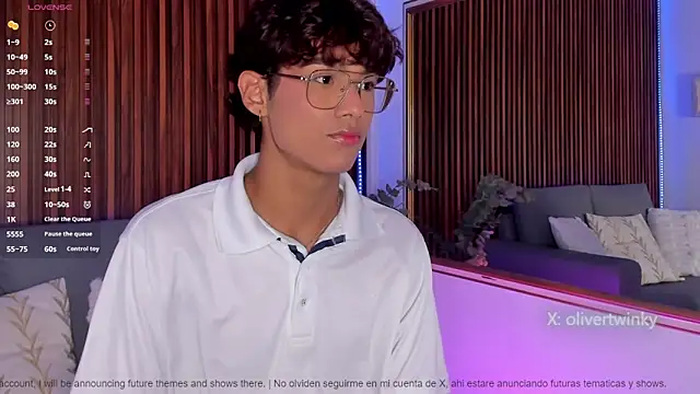 Snapshot of Oliver20__ chatting on April 30, 9:41 pm Oliver20 online show from April 30, 9:41 pm