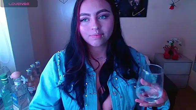 Miley Clarck online show from March 25, 1:06 pm