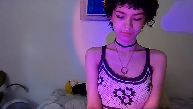 Tabitta  online show from May 18, 6:25 pm