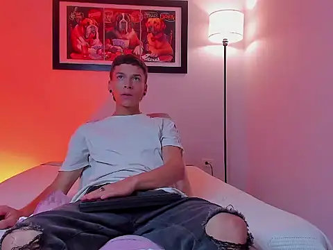 Noahh Saky online show from March 24, 3:33 am