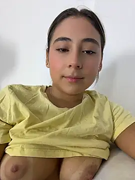 MelodyRey   online show from May 11, 1:44 am