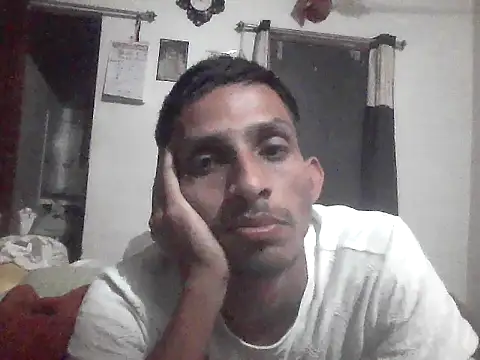 Snapshot of cool_guy_1 chatting on March 31, 4:29 pm cool guy 1 online show from March 31, 4:29 pm