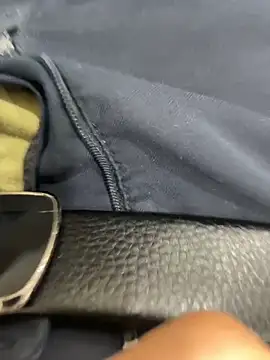 Snapshot of Yakisoba79 chatting on March 27, 9:42 am Yakisoba79 online show from March 27, 9:42 am