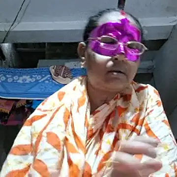 Riya45326 online show from July 13, 6:44 pm