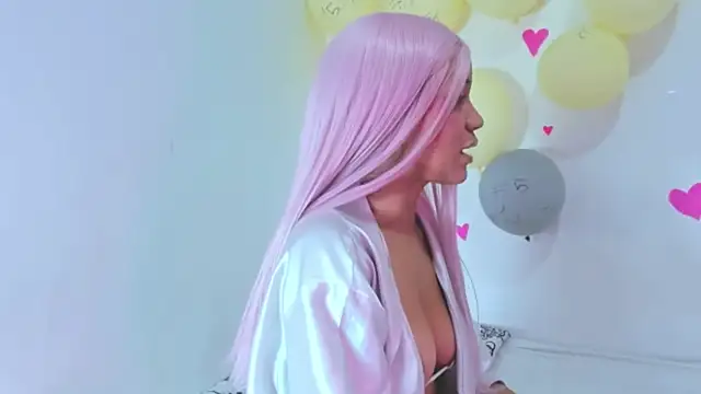 Snapshot of estrellaO_O chatting on March 30, 12:00 am estrellaO O online show from March 30, 12:00 am