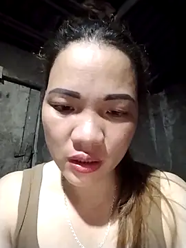 Snapshot of sfgggg1111 chatting on March 28, 11:32 am sfgggg1111 online show from March 28, 11:32 am