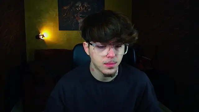 BodhiHayes online show from March 27, 5:24 am