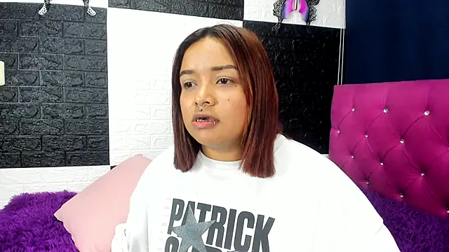 Snapshot of SofiiaCutee chatting on March 22, 1:31 am SofiiaCutee online show from March 22, 1:31 am