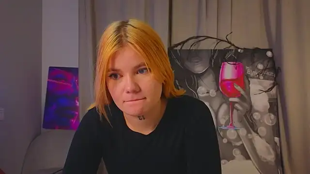 DorisHall online show from March 22, 9:18 pm