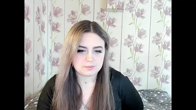 Agathameoww online show from April 13, 9:37 am