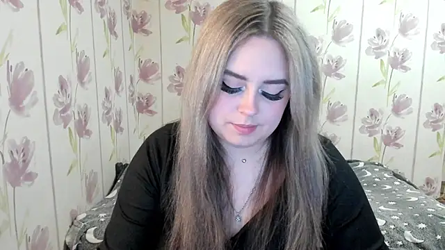 Snapshot of Agathameoww chatting on May 20, 9:43 pm Agathameoww online show from May 20, 9:43 pm