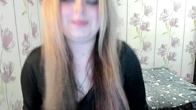 Snapshot of Agathameoww chatting on May 21, 9:22 pm Agathameoww online show from May 21, 9:22 pm