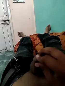 Snapshot of diljaan51 chatting on March 30, 9:54 am diljaan51 online show from March 30, 9:54 am