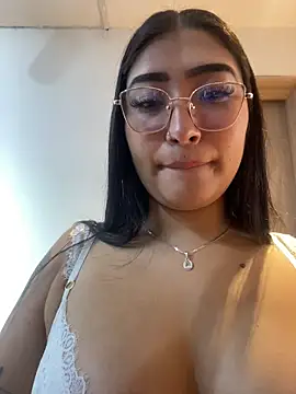 ami santos online show from March 27, 2:50 pm