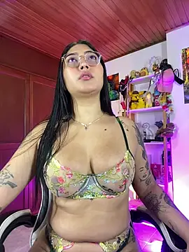 Snapshot of ami_santos chatting on April 26, 4:26 pm ami santos online show from April 26, 4:26 pm