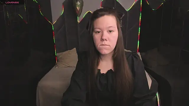 Vanessa ama online show from March 30, 2:29 pm